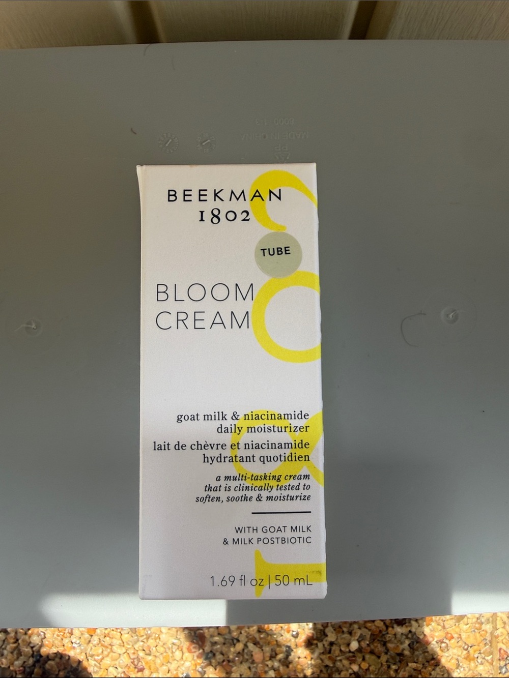 Beekman 1802 Bloom Cream Daily Moisturizer - White/Yellow